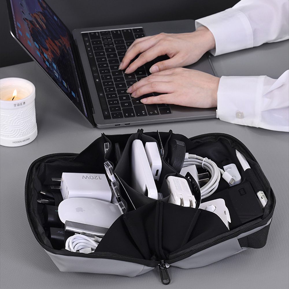 Tech Accessories Travel Organizer Pouch - Pochette technologique de voyage 1 pièce,