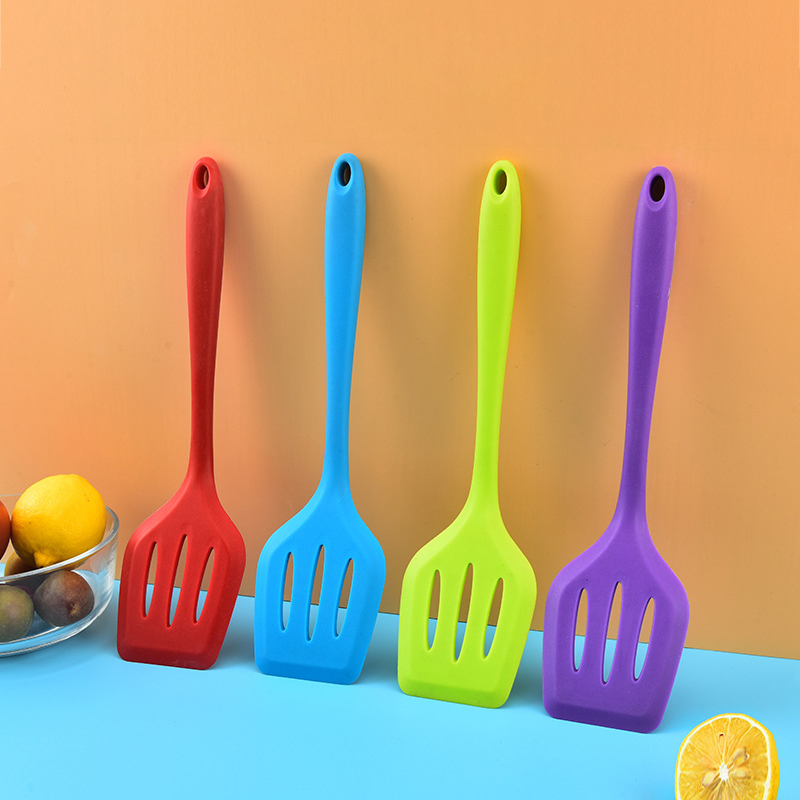 Spatule tourneuse en Silicone, - Hi Tech Kitchen Accessories avis et prix
