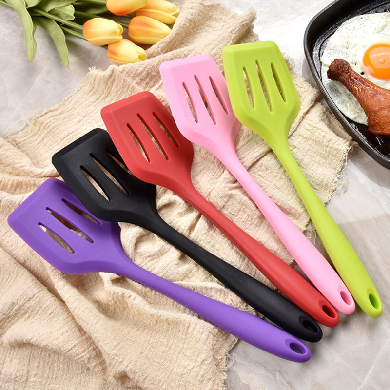 Spatule tourneuse en Silicone, - Hi Tech Kitchen Accessories avis et prix